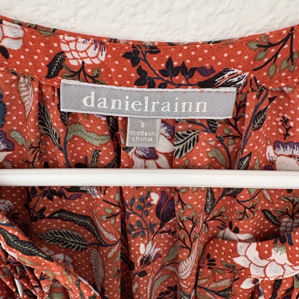 Daniel Rainn Tank Top Size S Orange Floral Sleeveless Lightweight Blouse - Picture 2 of 3
